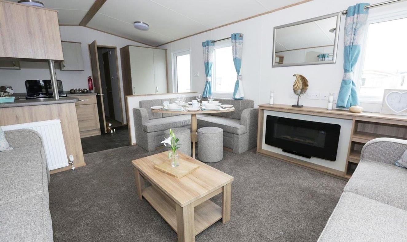 Mill Rythe Coastal Village Selsmore Room photo