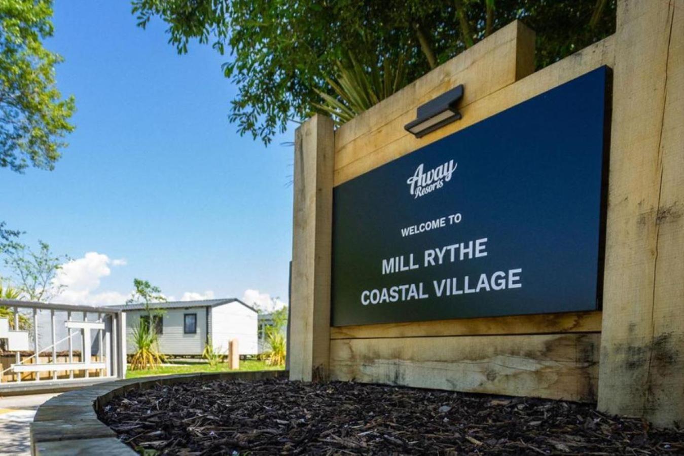 Mill Rythe Coastal Village Selsmore Exterior photo